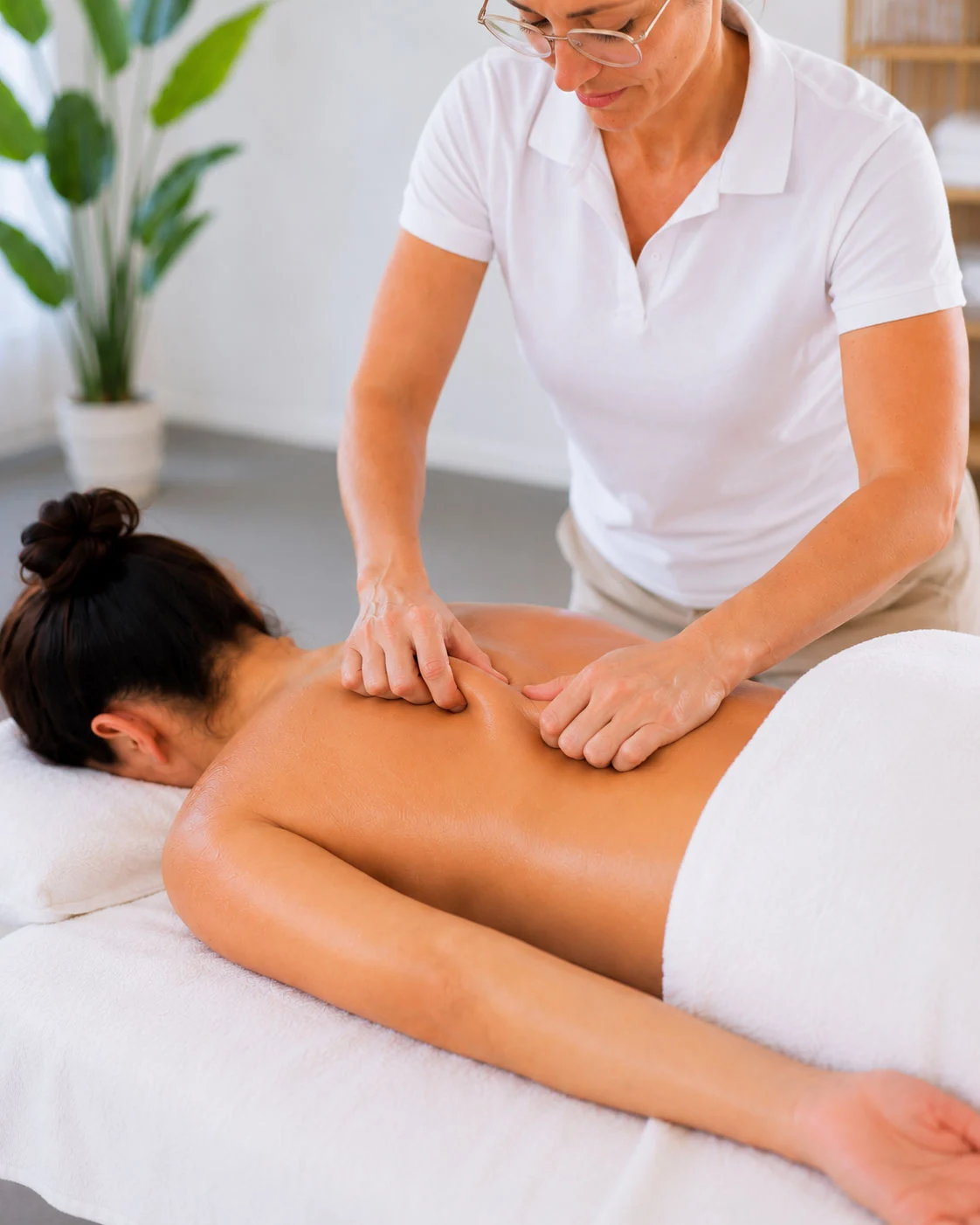 Bindegewebsmassage im Massage Zentrum Brugg